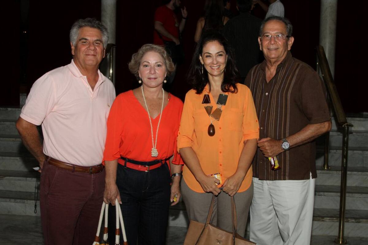 Diego Espinosa,Toya Maldonado de Espinosa, María Claudia Trucco y Dioniso Osorio.