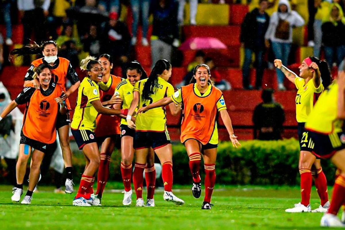 Duras críticas a la reconocida periodista de Win Sports