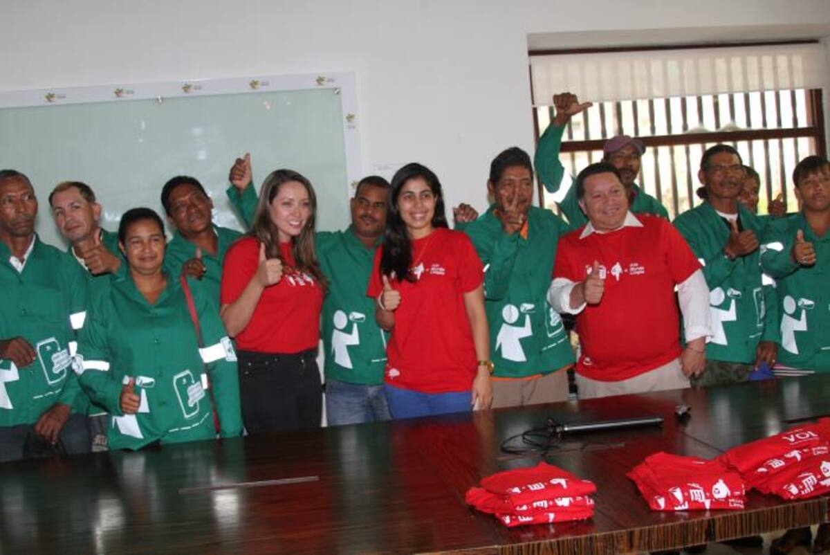 El grupo de recicladores estará uniformado durante las Fiestas para que la comunidad los identifique. Oscar Diaz/ El Universal