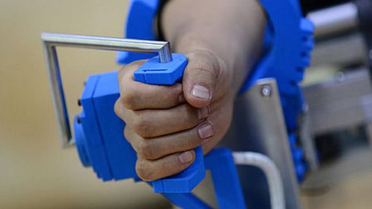 Máquina de rehabilitación física. COLPRENSA