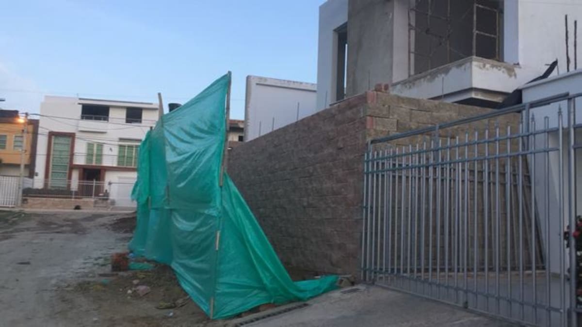 Hace dos meses los habitantes del barrio denunciaron la situación, sin embargo no se le ha dado solución. Cortesía