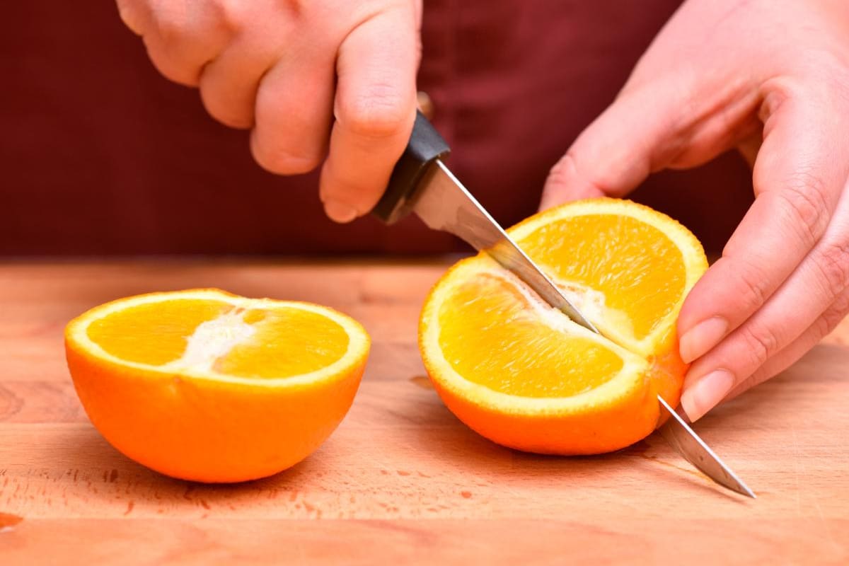 Los beneficios de comer una naranja todos los días