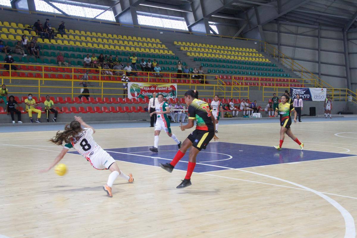 Bolívar FSC buscará una victoria en el torneo de fútbol de salón femenino