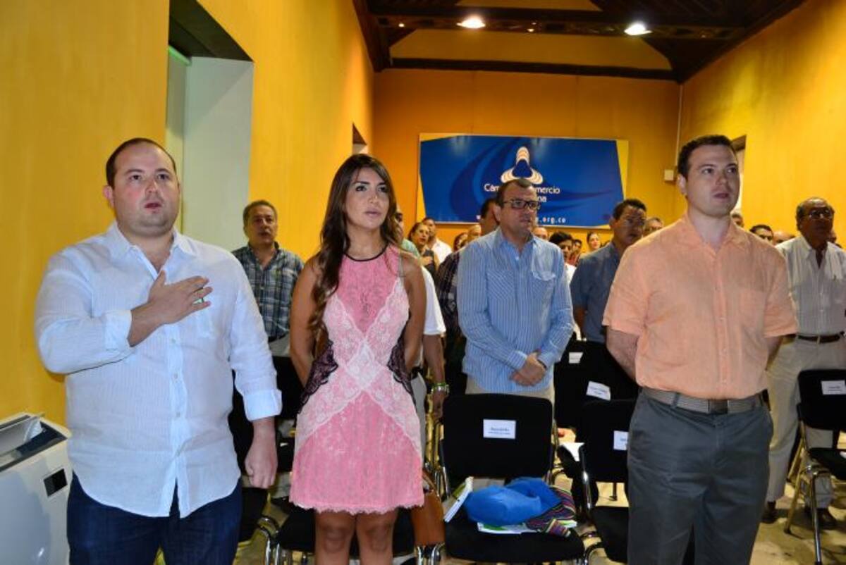 En la foto, los senadores bolivarenses, Fernando Araújo, Nadia Blel y Andrés Felipe García Zuccardi; y el representante a la Cámara Hernando Padauí Cortesía.