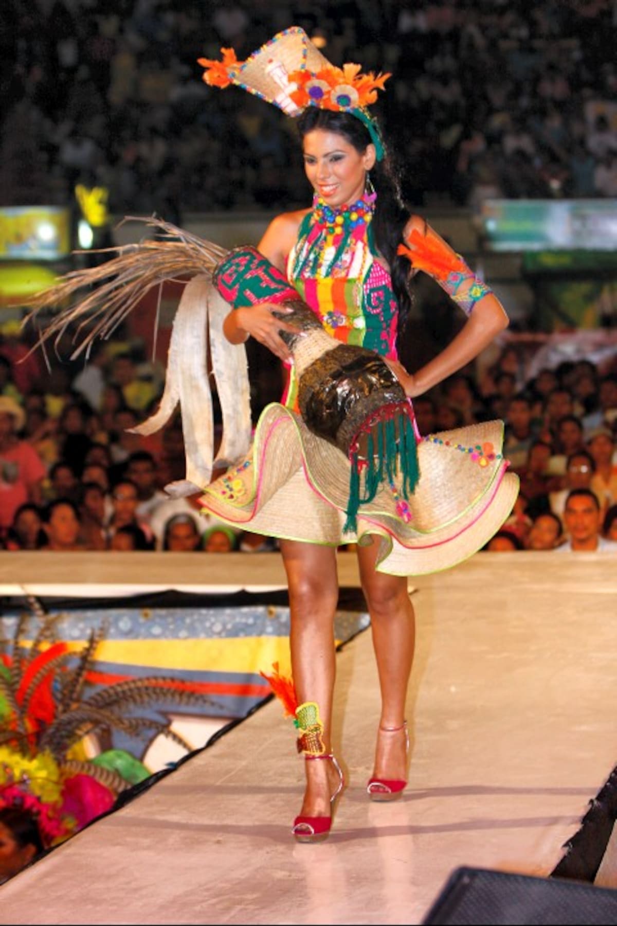 Ceballos, Tracy Román Pérez.
