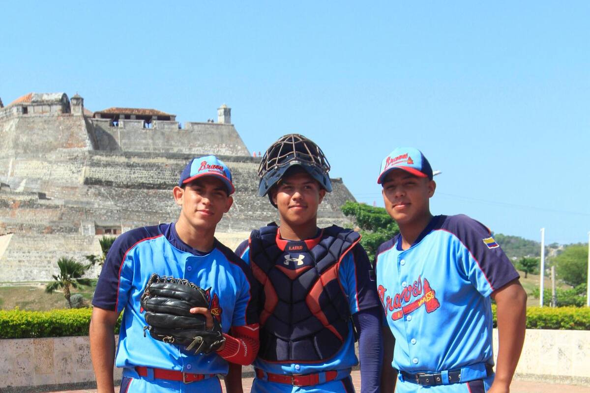Los hermanos Rincón ingresan en la historia del béisbol local