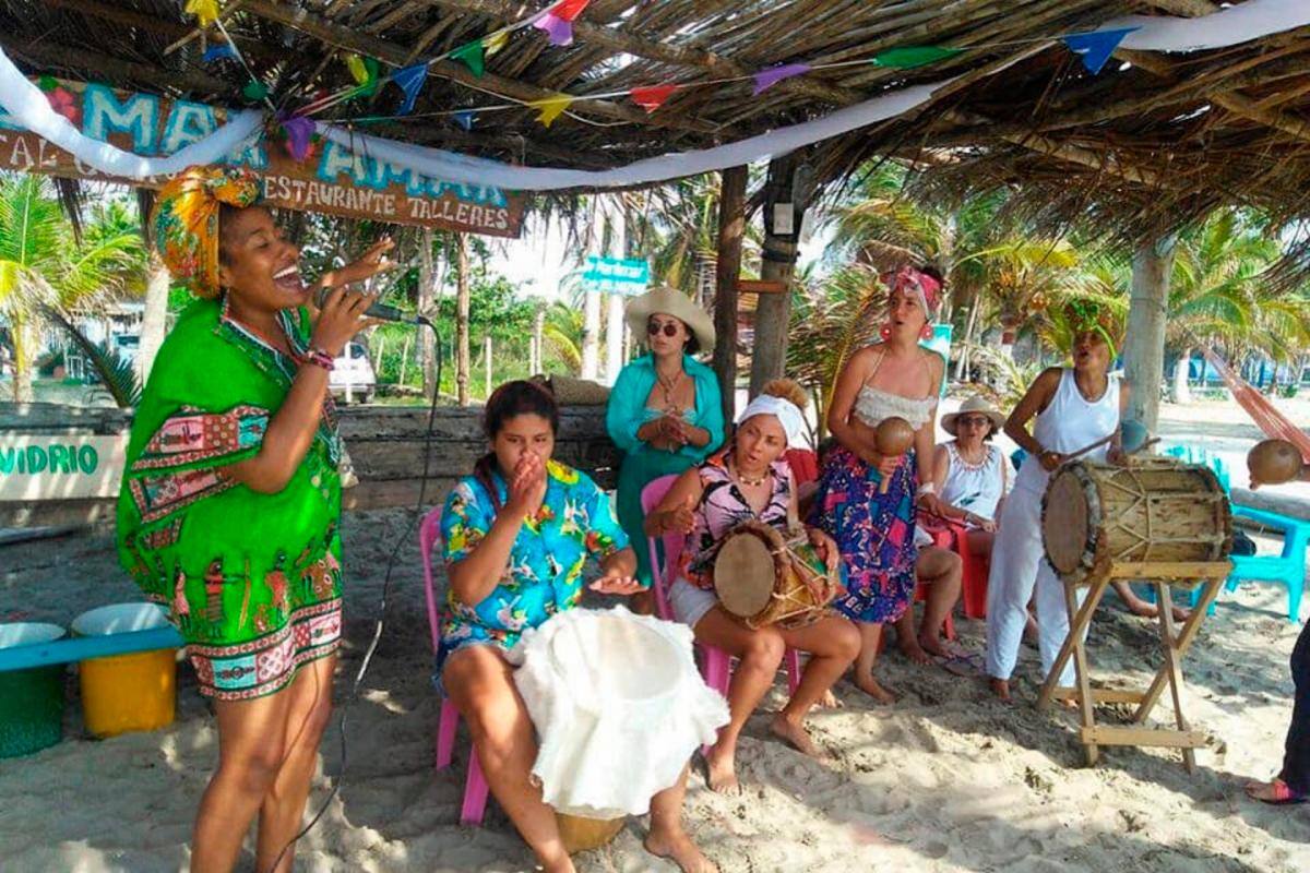 Una militancia feminista aflora en Sucre con Patapelá