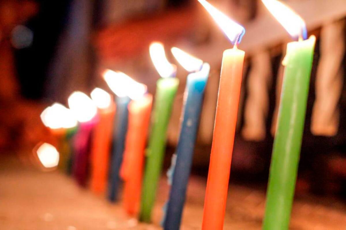 Escasez de parafina afectaría la celebración del Día de las Velitas