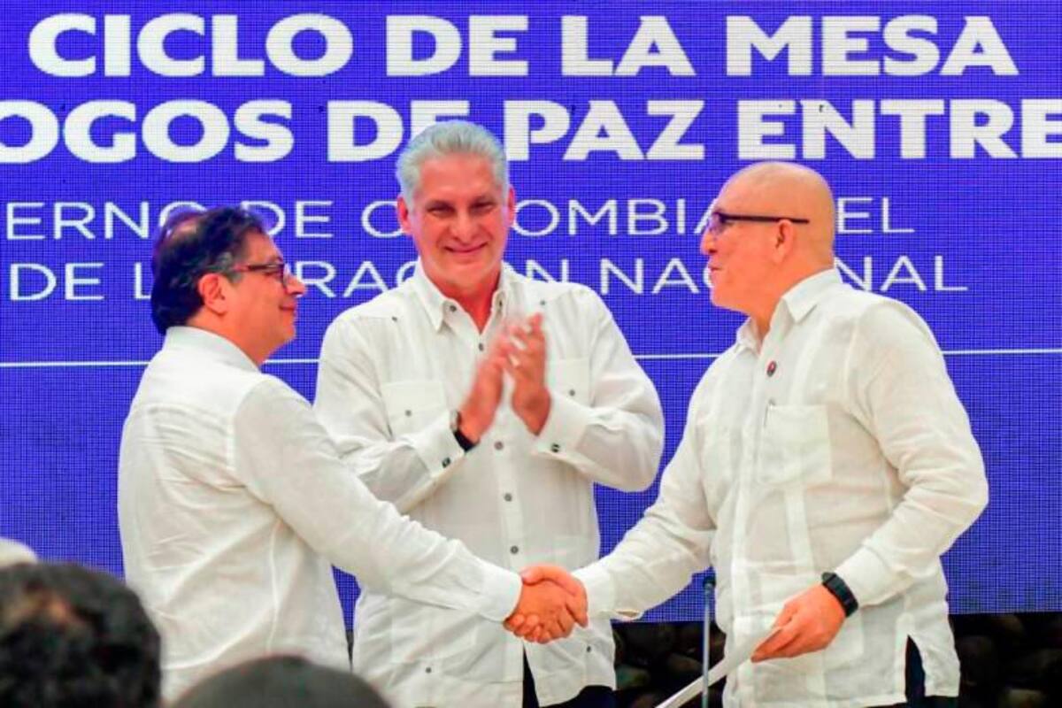 Petro: “En mayo de 2025 cesa definitivamente la guerra entre ELN y el Estado”