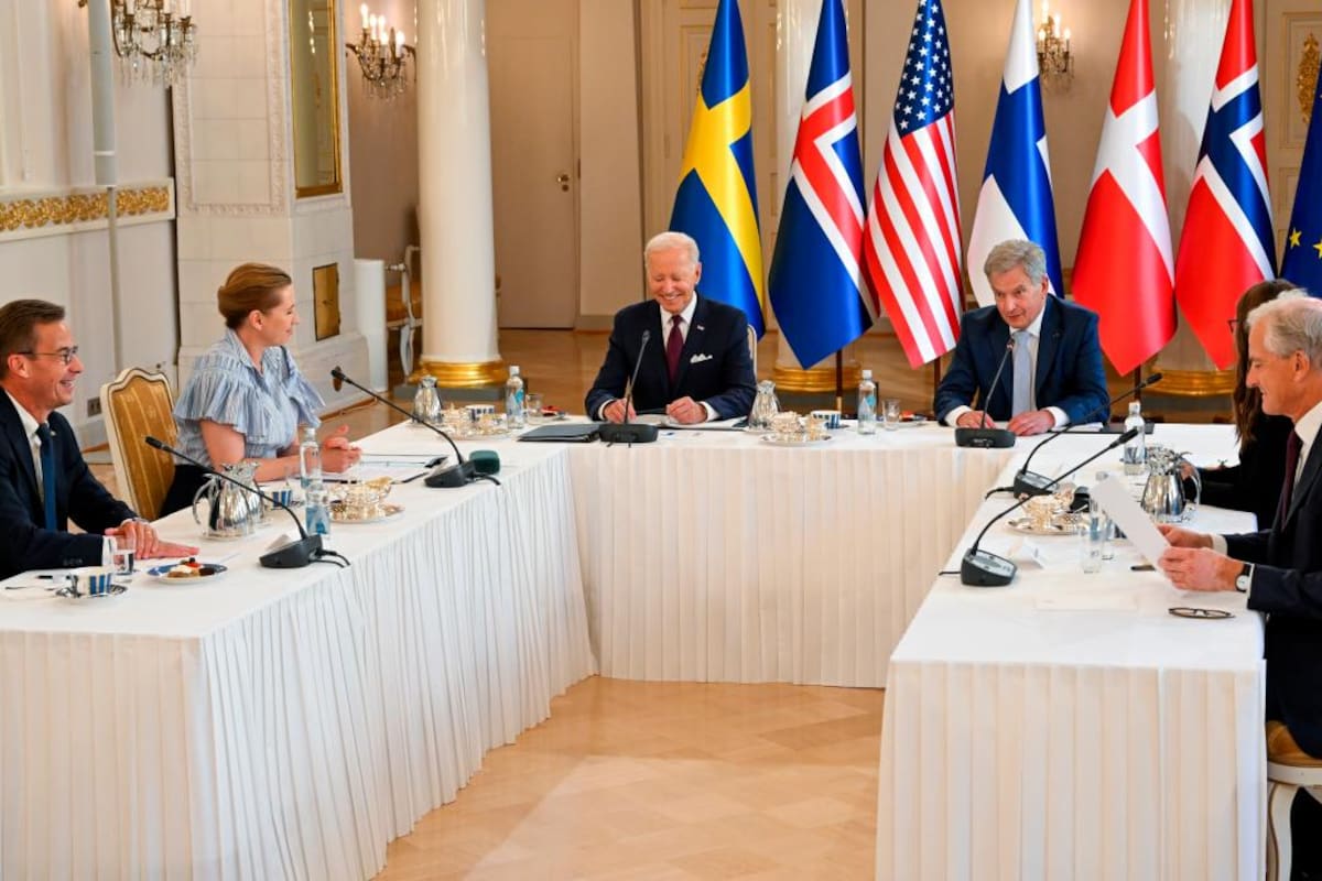 Biden y los líderes nórdicos se reúnen en Finlandia: muestran fuerza a Rusia
