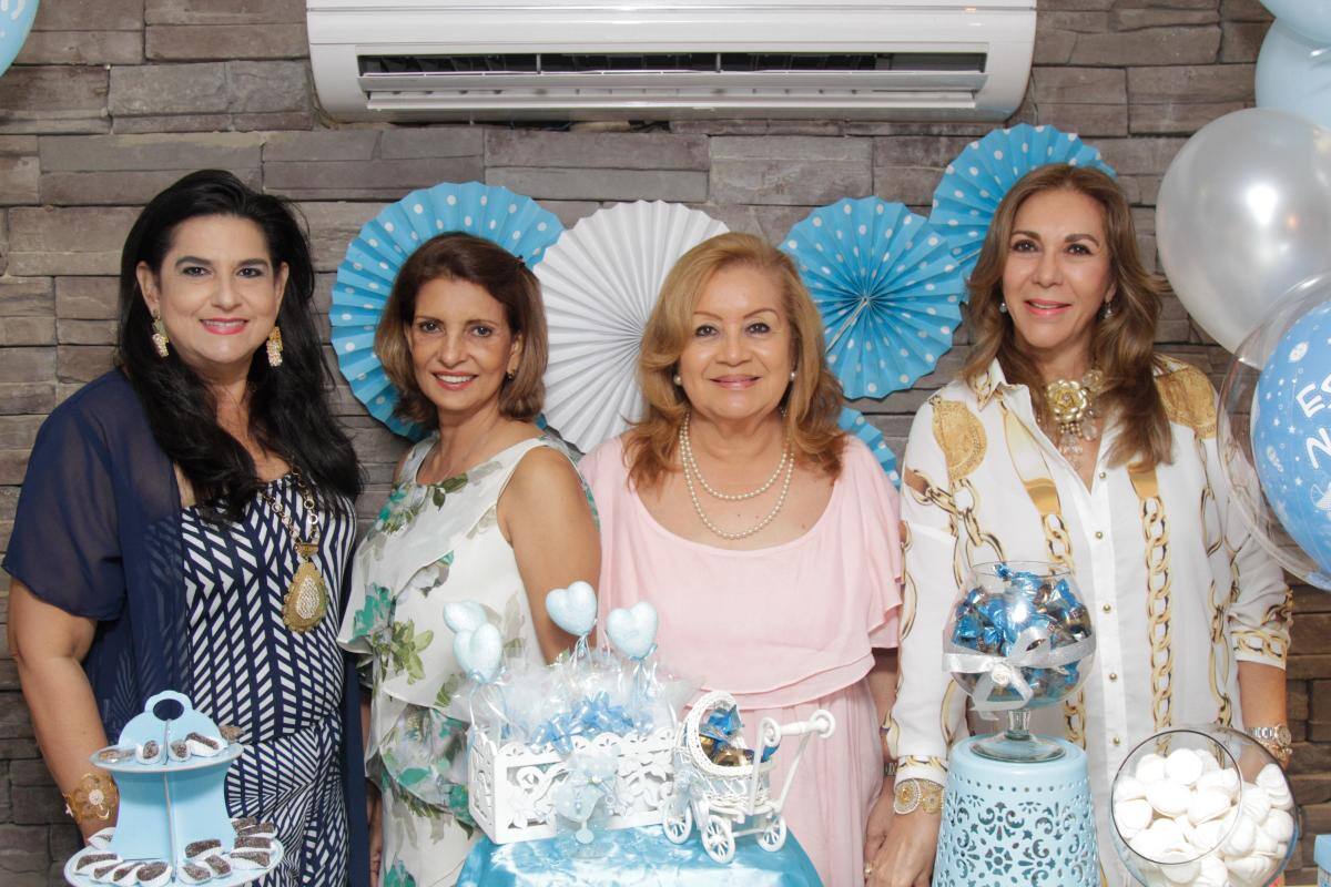 Jacqueline Muñoz, Sady de Raad, Elvira Trillos y Martha Mejía.