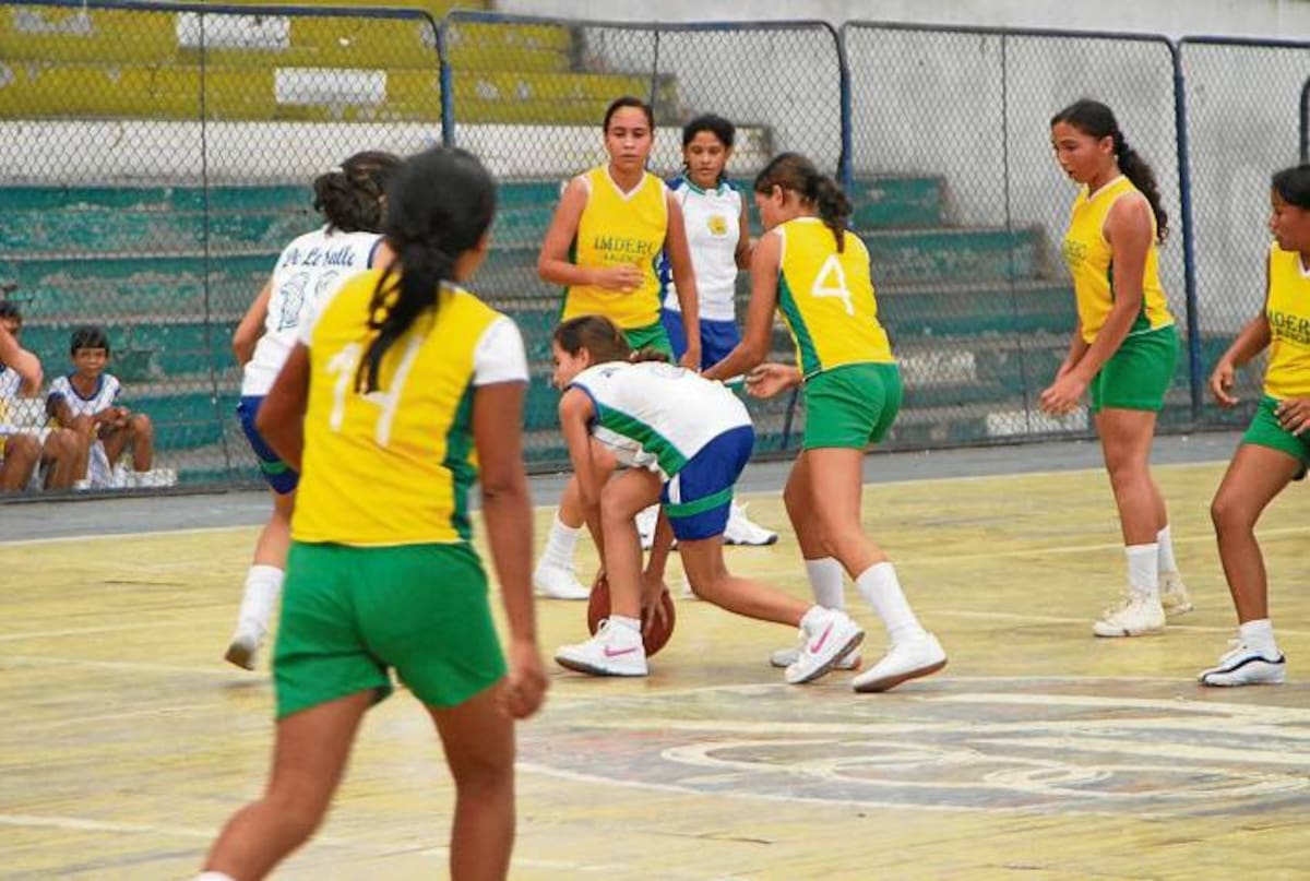 La Liga de baloncesto de Córdoba gestiona varios partidos en la rama femenina, dentro de la preparación a los Juegos Atléticos Nacionales del 2012. REDACCIÓN DIARIO/EL UNIVERSAL