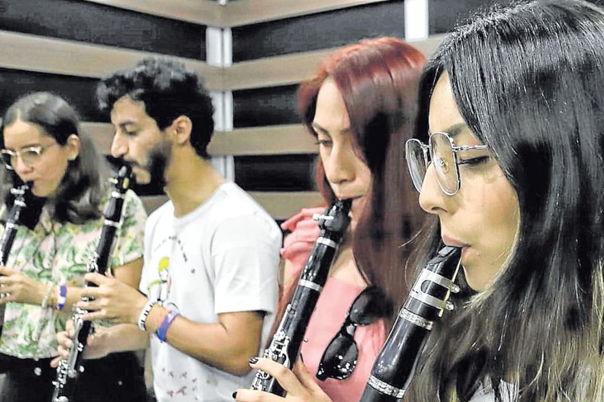 Centenares de músicos en Clínicas Instrumentales de Unibac