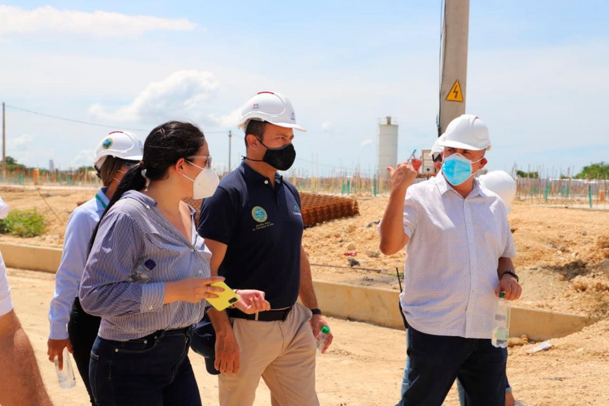 Inspeccionan terrenos donde se construirá el gran parque de Ciudadela La Paz