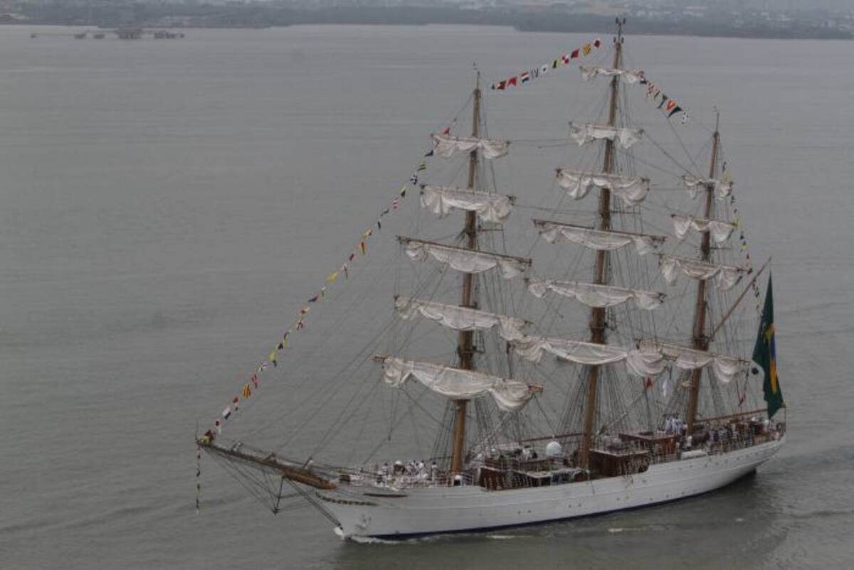 Velero Cisne Branco, Brasil Julio Castaño