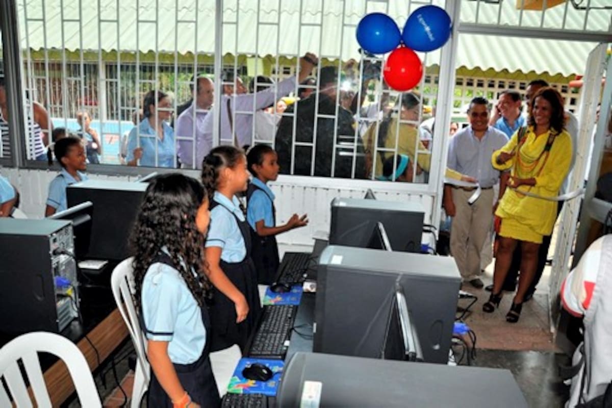 Más de cinco mil estudiantes entran a la era de la tecnología. CORTESIA
