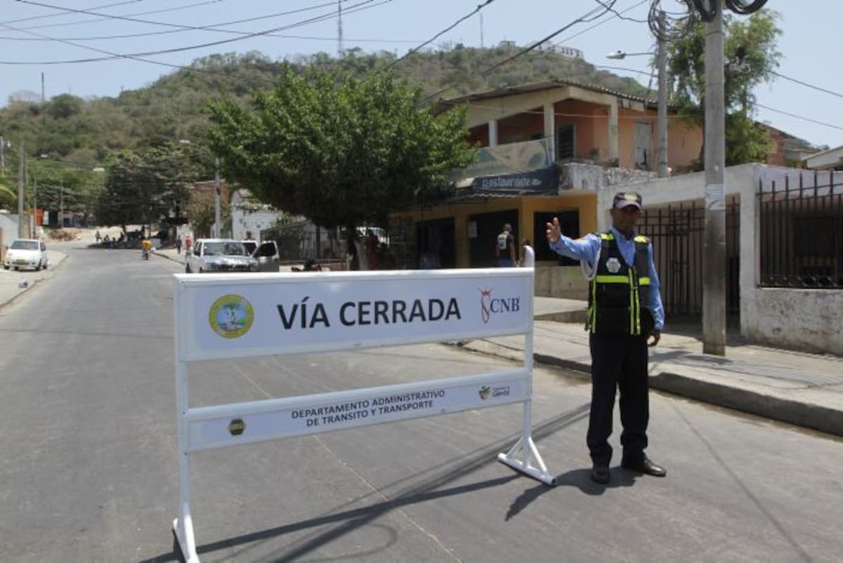 Se prohibió el paso vehícular. Julio Castaño-El Universal