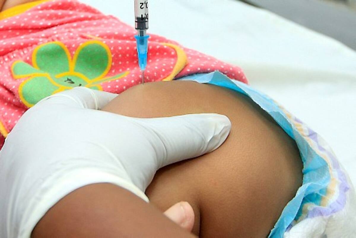 La vacuna contra la tosferina pierde efecto a los tres años, revela estudio. ARCHIVO