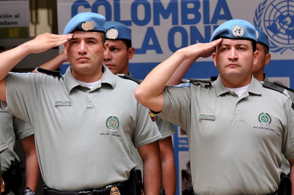 Son ya 25 los policías que prestan su servicio como soporte a las tareas de observación, en aras de mantener la seguridad y convivencia en la isla. COLPRENSA