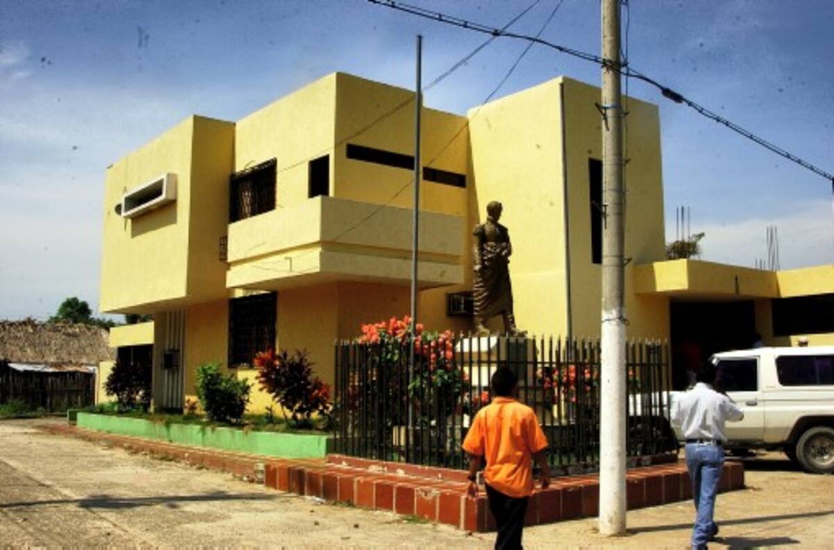 Aunque ya finalizaron las revueltas, en Córdoba reina un ambiente tenso por la falta de institucionalidad. ARCHIVO