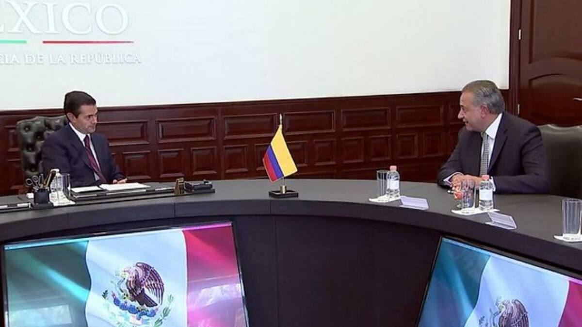 El vicepresidente de la República, general Óscar Naranjo, y la Canciller de Colombia, María Ángela Holguín, se reunieron hoy con el presidente de México, Enrique Peña Nieto. Colprensa.