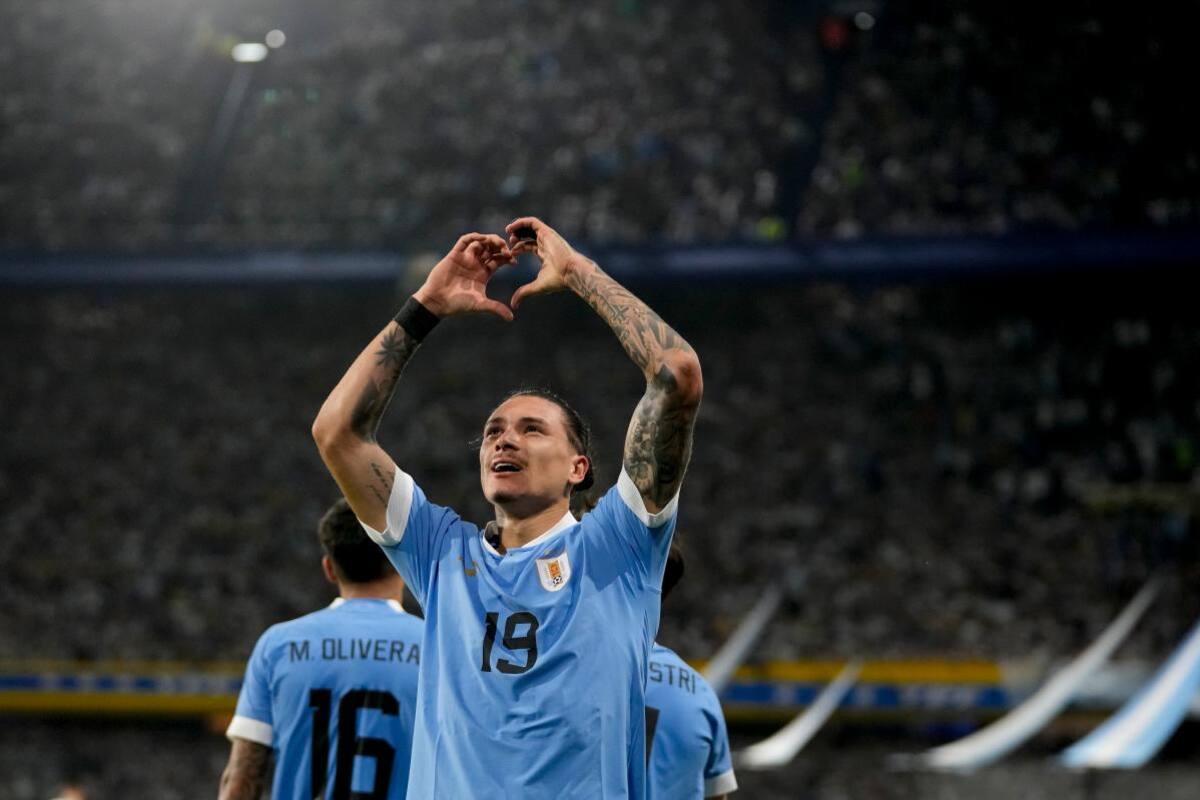 Uruguay frenó en seco a Argentina