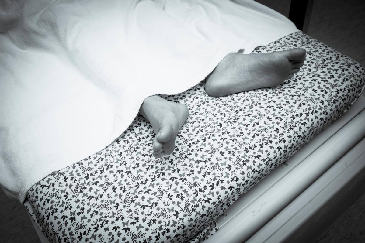 Se electrocutó: hombre murió mientras usaba juguetes sexuales