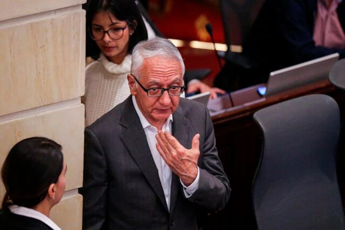 En marzo sería la moción de censura contra el ministro de Salud