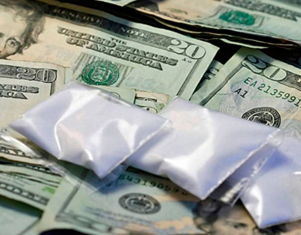 Un kilo de cocaína vale unos 1.500 dólares en Colombia, pero 35.000 en México y hasta 60.000 en Europa. Lacachara