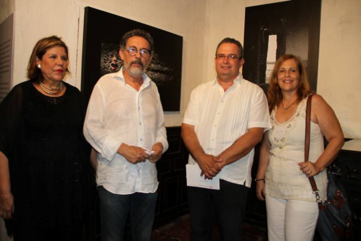 Fabiola Morera; uno de los expositores, Jaime Osorio, Daniel Martínez y Clara Oreja. ZENIA VALDELAMAR