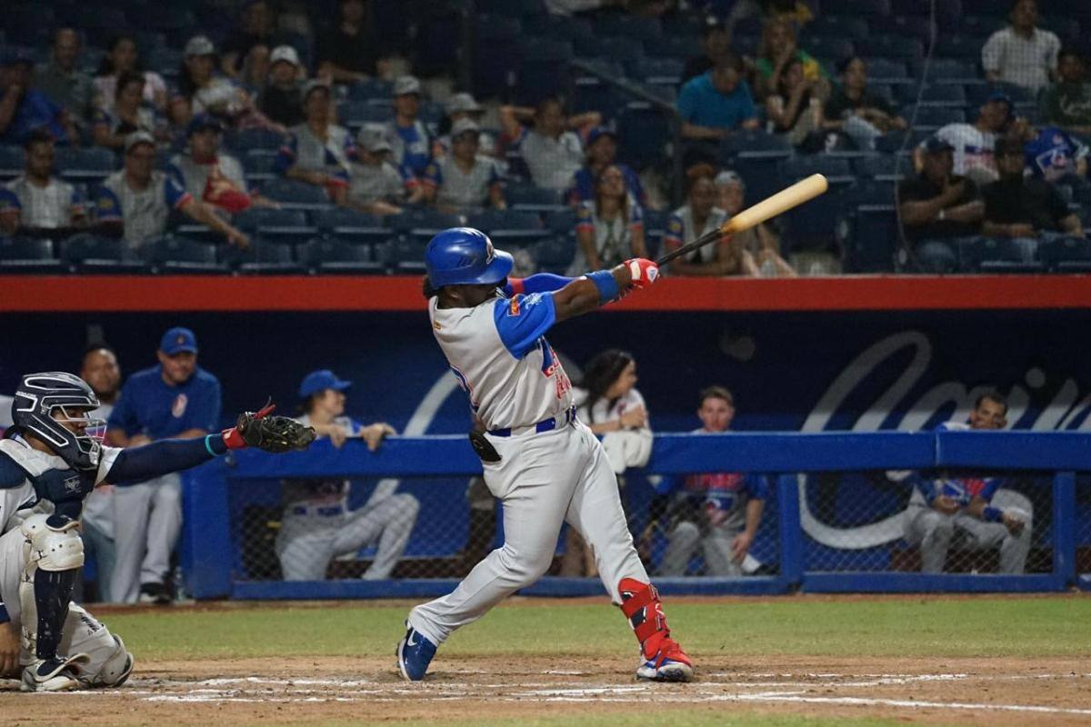 Béisbol colombiano: Caimanes de Barranquilla evitó la barrida ante Leones