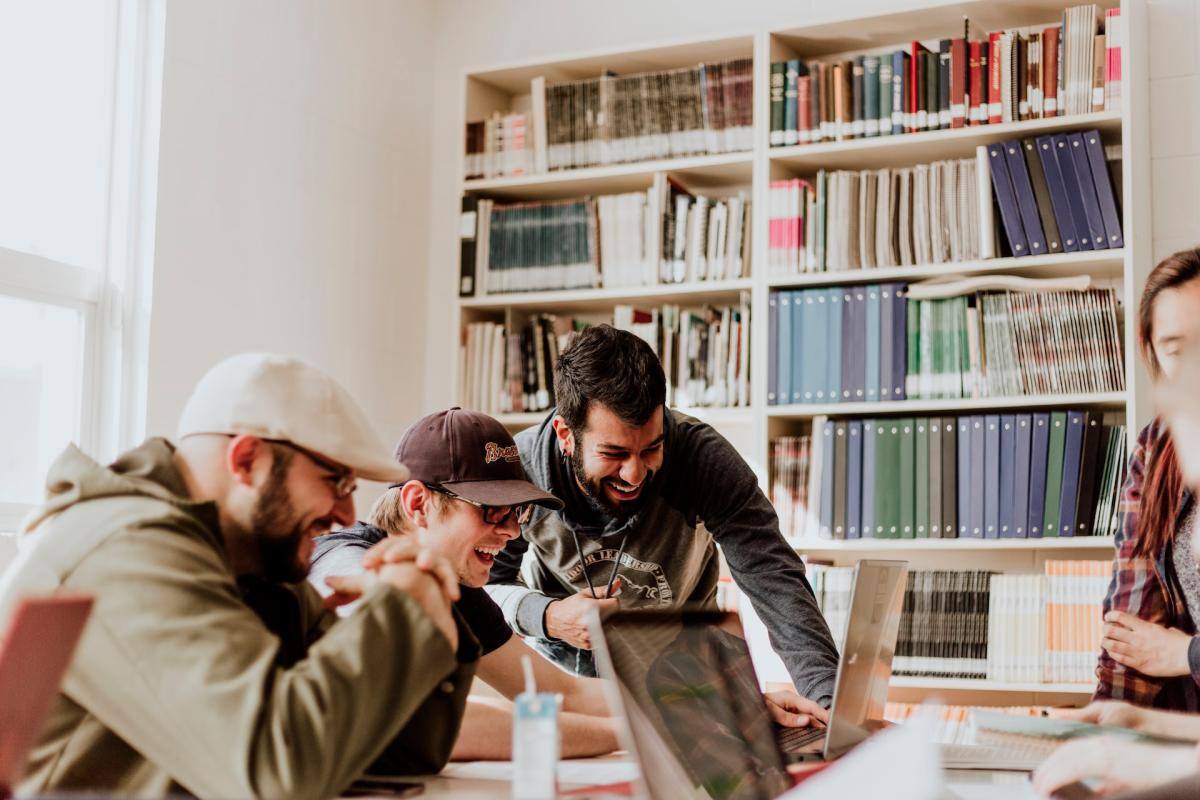 ¿Cuáles son los mejores países para trabajar siendo estudiante?