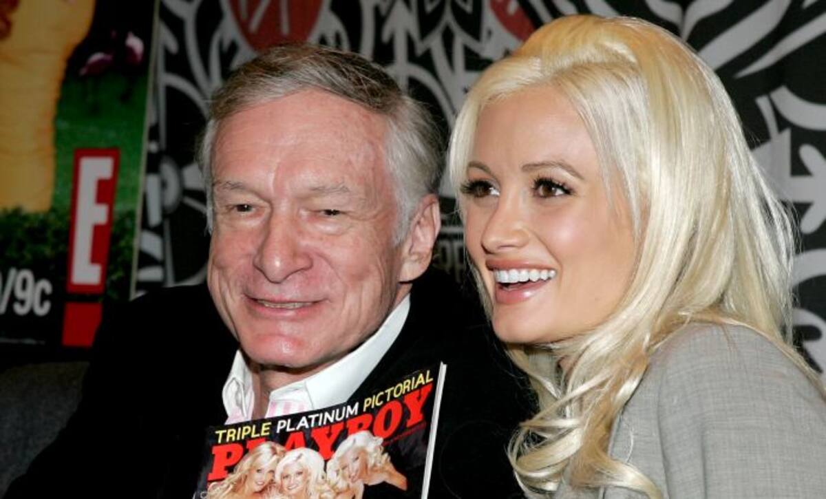 Hugh Hefner y Holly Madison. AFP PAUL HAWTHORNE