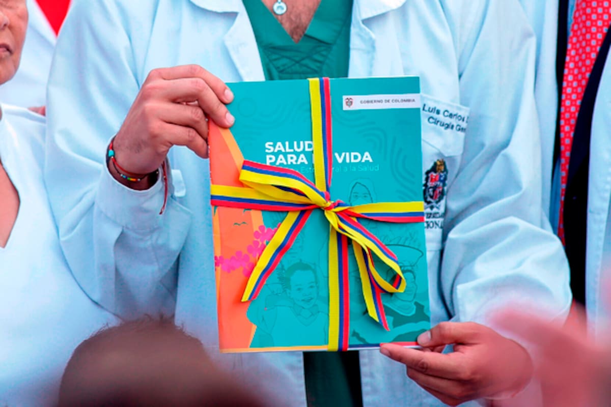 Gobierno y EPS acordarán nueva reforma de salud: ya pactaron 50 artículos
