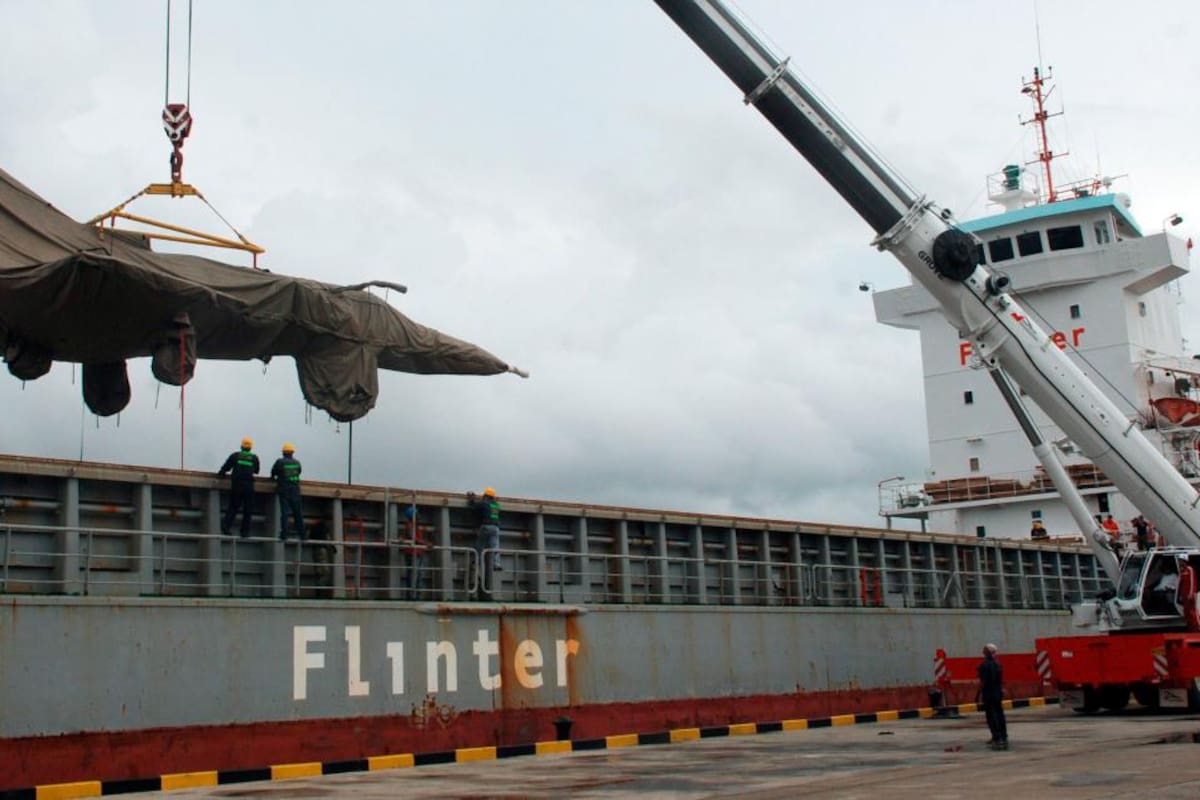 EE.UU. no ve “sostenible” propuesta polaca de transferirle aviones de combate
