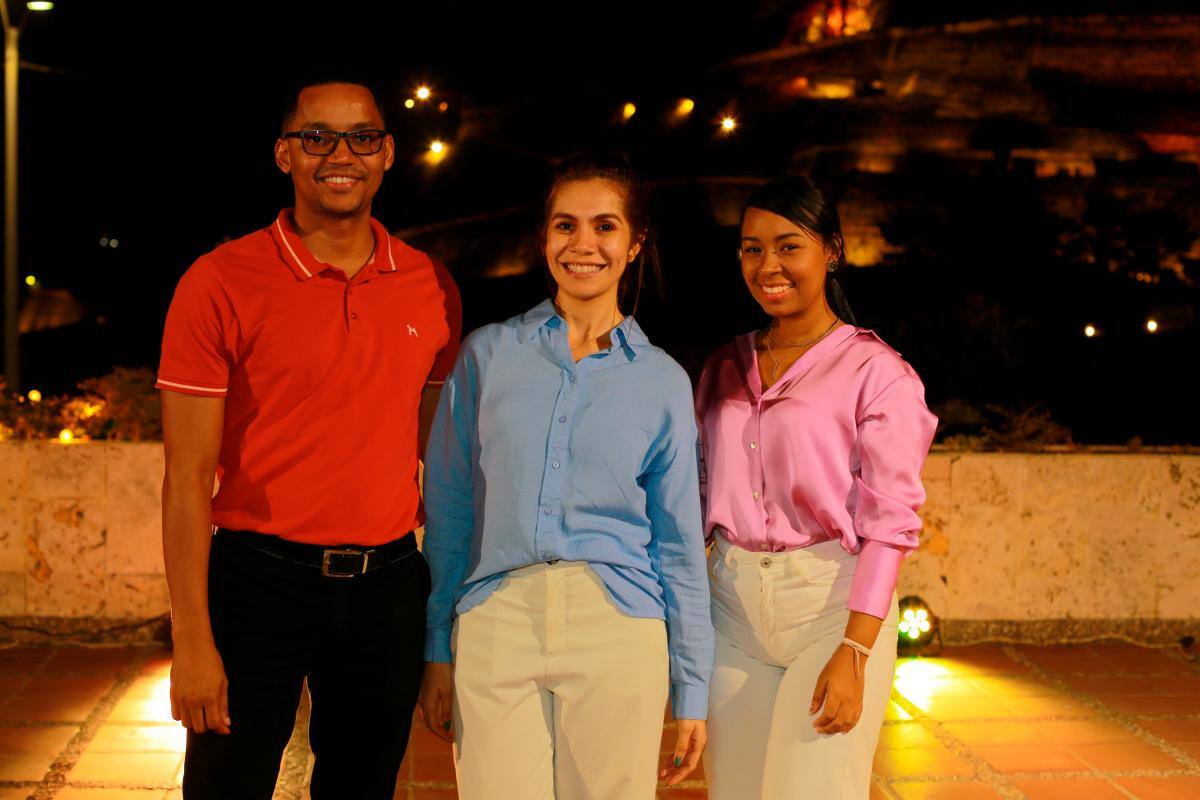 Darwin Silva, Johana Corrales y Cindy Villadiego.