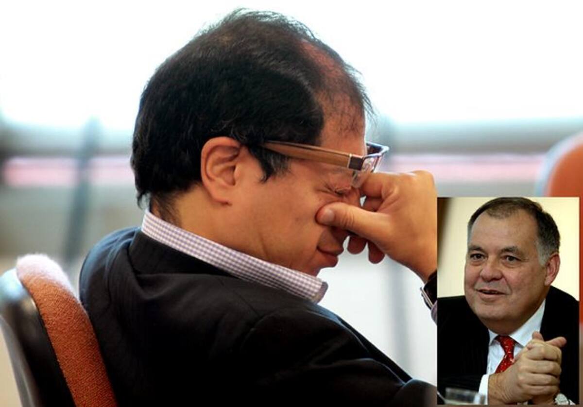 El procurador Alejandro Ordóñez dejó en firme la destitución del alcalde Gustavo Petro. COLPRENSA