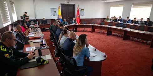 Empalme con sillas vacías: Gobierno Petro se reunió pese a la ausencia del equipo entrante