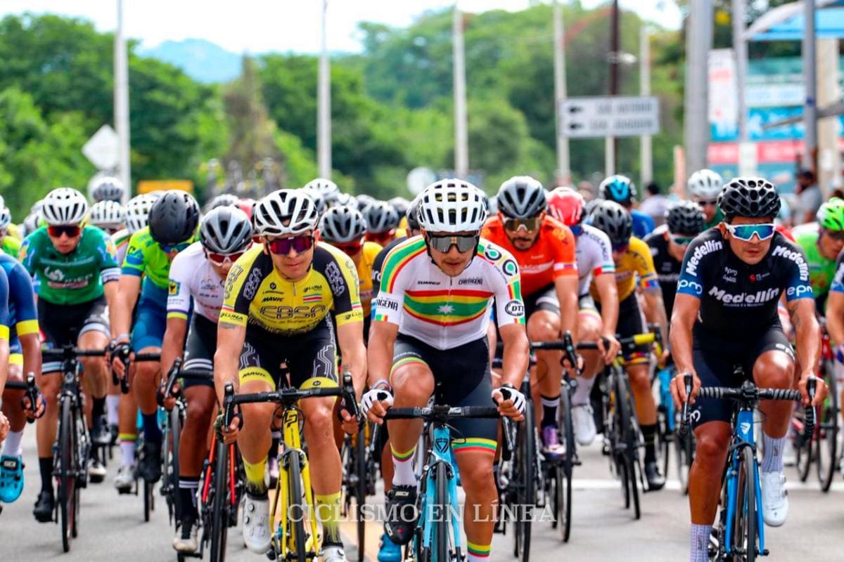 Eduard Yépez, con Bolívar y el ciclismo en su corazón