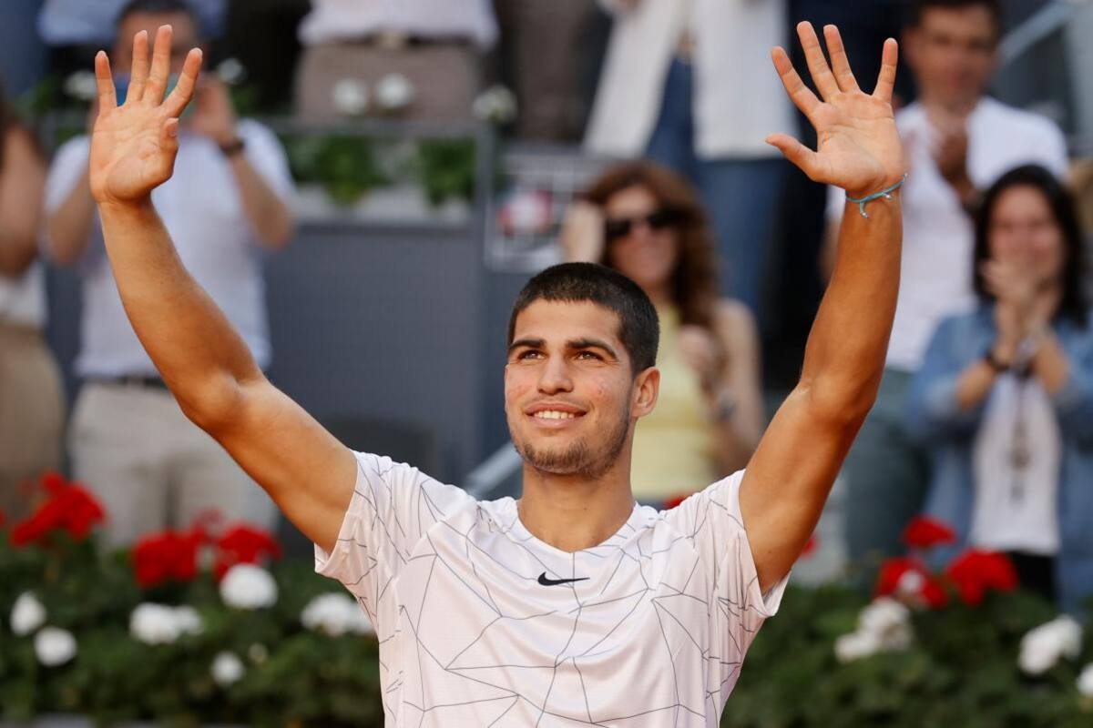 Carlos Alcaraz elimina a Nadal en Madrid; va a final ante Djokovic