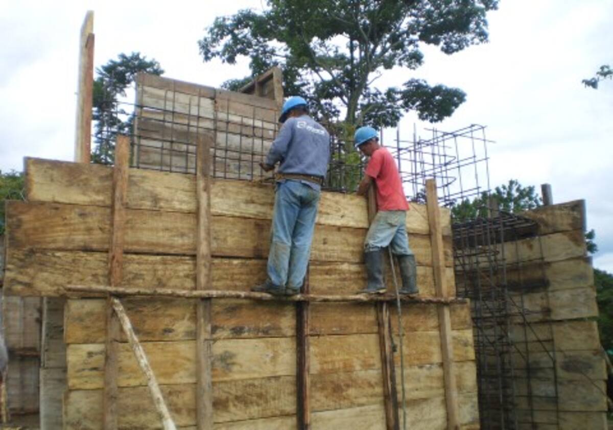A buen ritmo avanzan los trabajos en el nuevo puente del San Jorge.