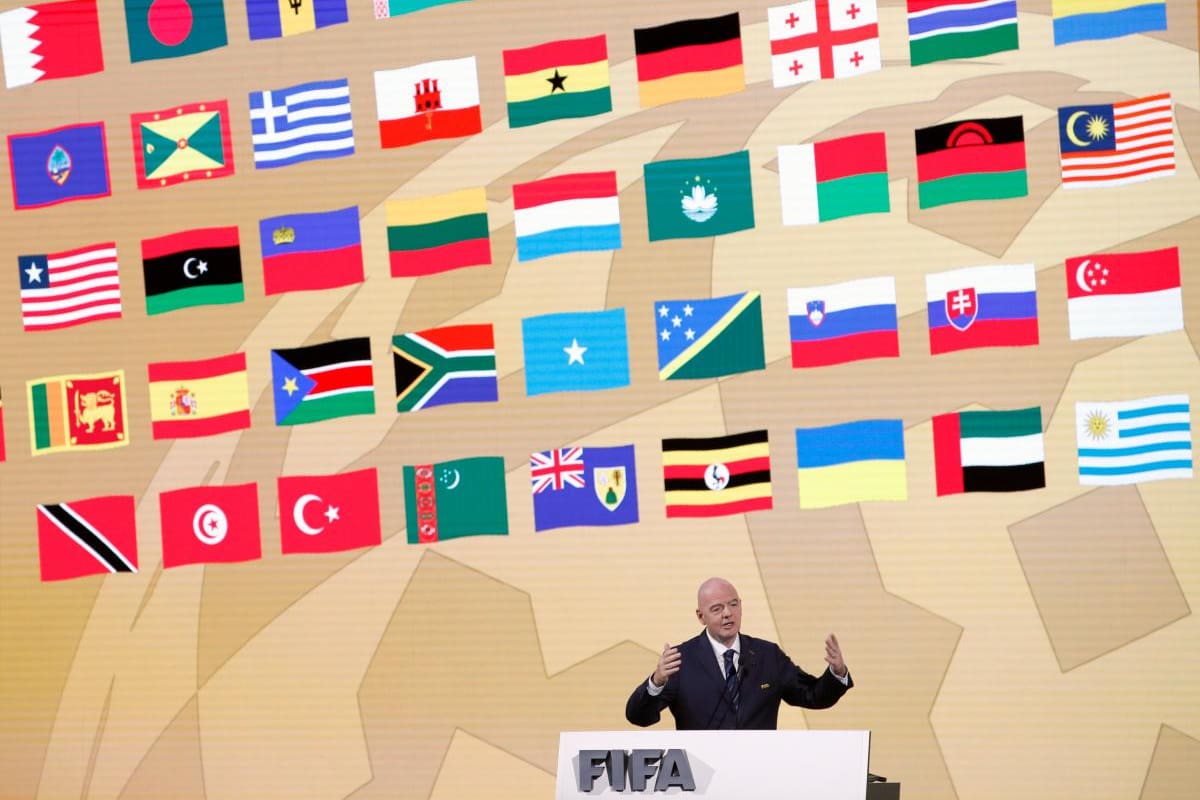 FIFA acuerda buscar asesoramiento legal tras petición de Palestina de suspender a Israel