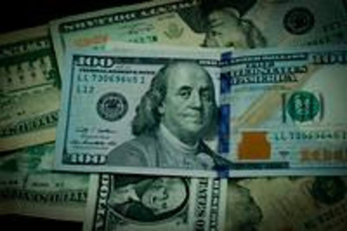Dólar pierde $19,17 frente a la TRM y se cotiza en promedio a $3.440,30