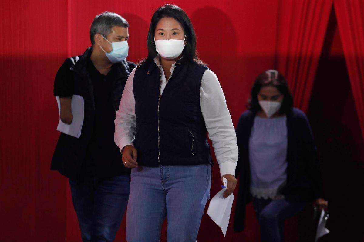Keiko Fujimori denuncia un “fraude sistemático” en los comicios