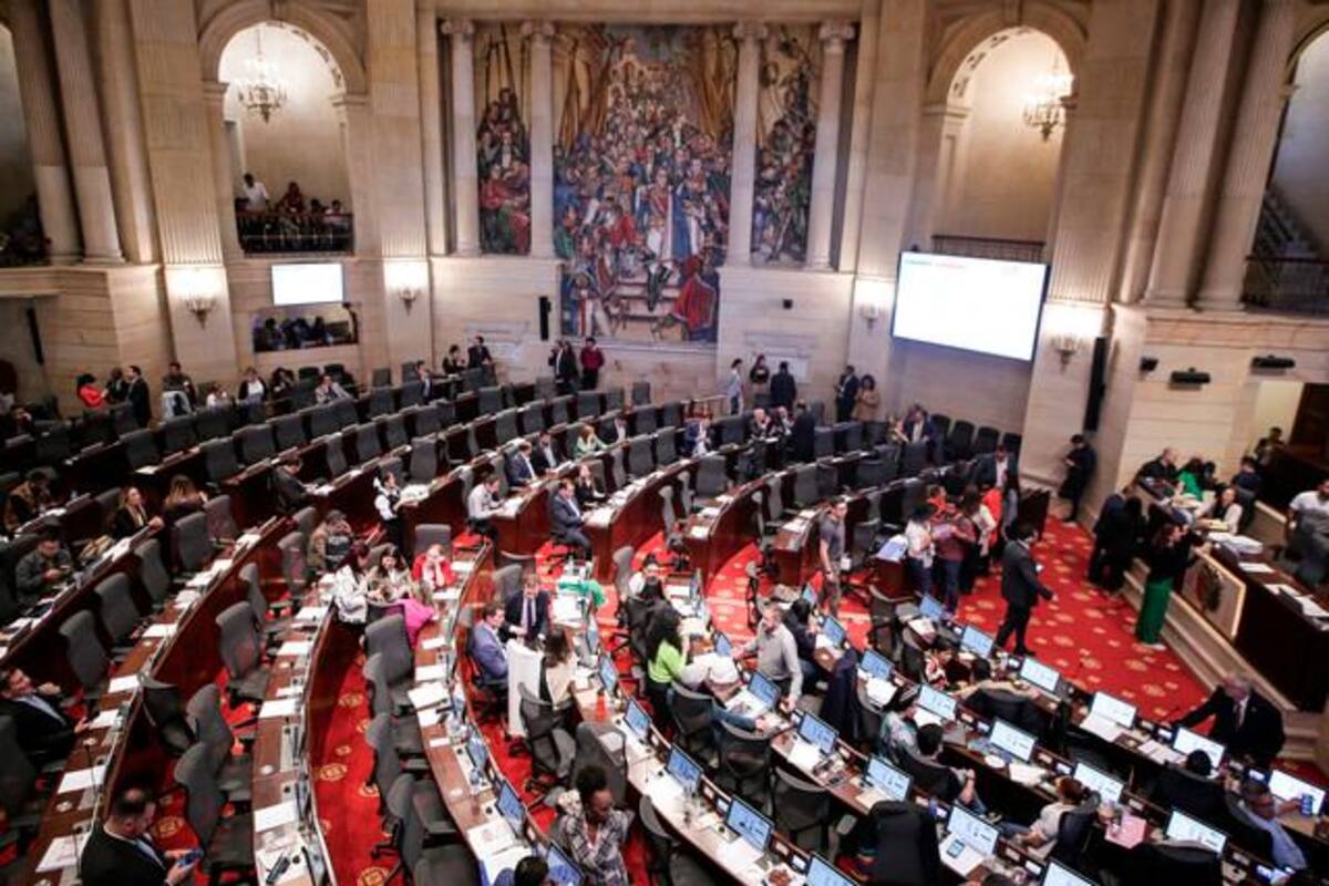 Los éxitos y las derrotas que tuvo Petro en el primer año del Congreso