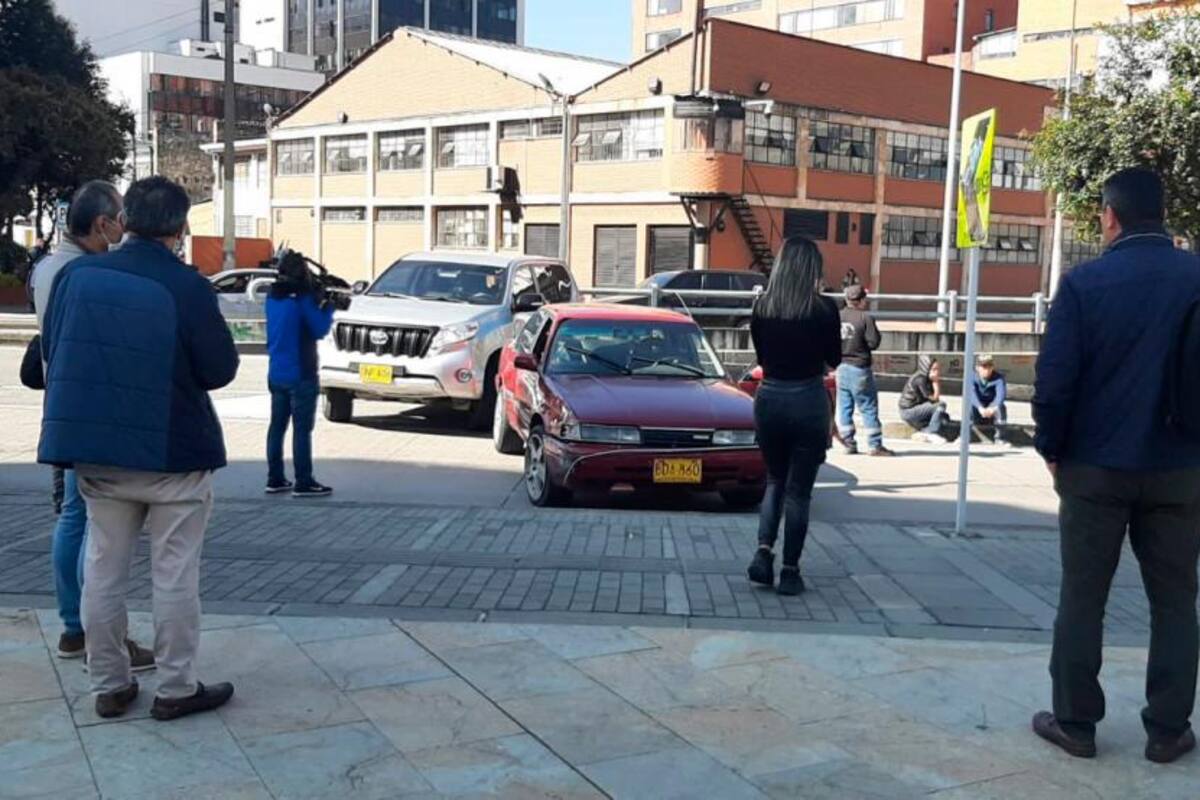Pánico por disparo de un escolta cerca al Concejo de Bogotá