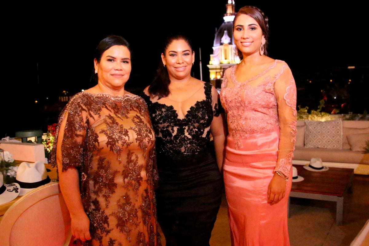Luz Mary Ramírez, Lina Cabarcas y Yulika Cabarcas.