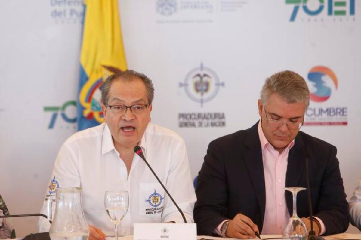 Directas e indirectas entre el procurador Fernando Carrillo y el presidente Duque