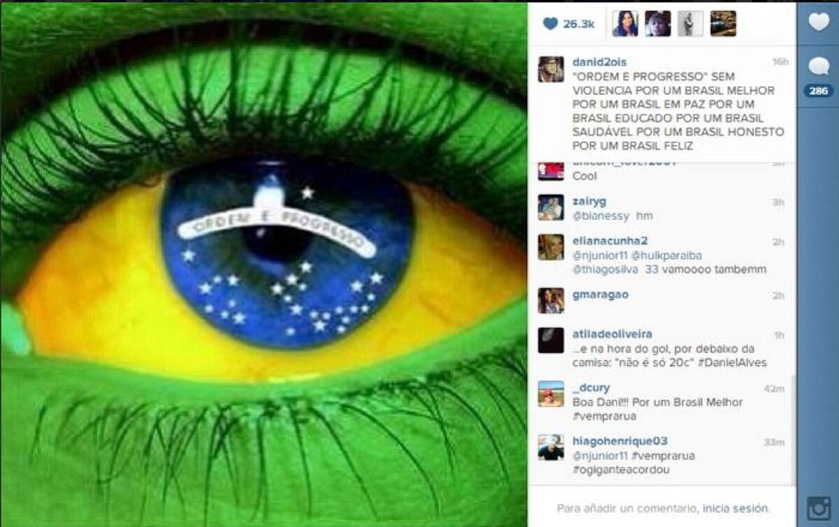 Dani Alves publicó esta foto en su cuenta de Instagram para apoyar las manifestaciones en Brasil. Tomado de la cuenta de Instagram de Dani Alves
