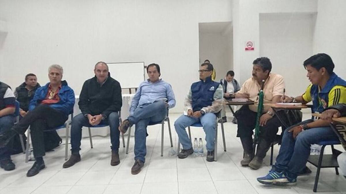 La Defensoría del Pueblo informó que gracias a la mediación de la entidad, el Gobierno Nacional y los líderes del paro en el Cauca se volvieron a sentar en la mesa de diálogo. COLPRENSA